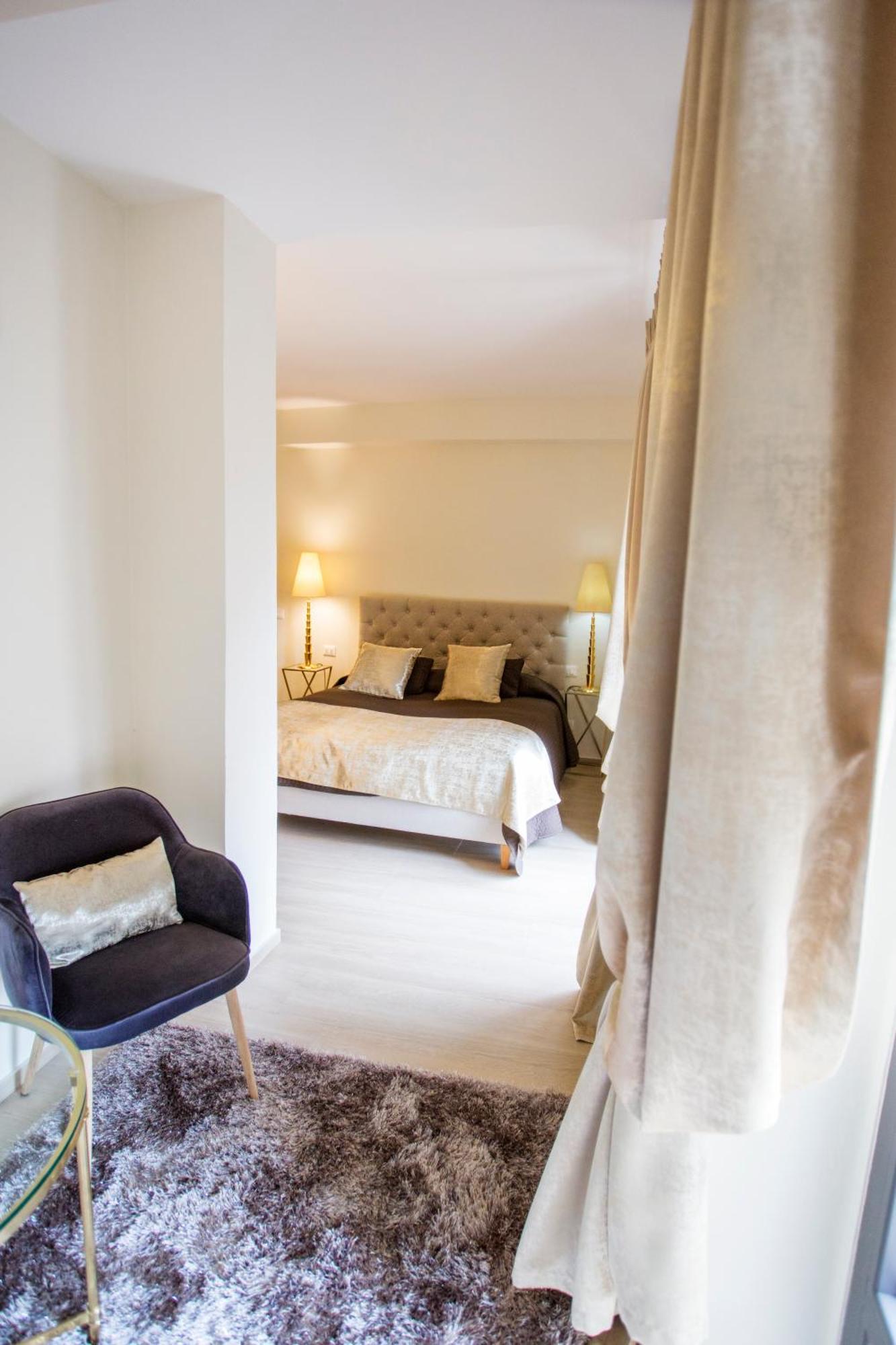 Miramare Apartments&Suites La Spezia Pokoj fotografie