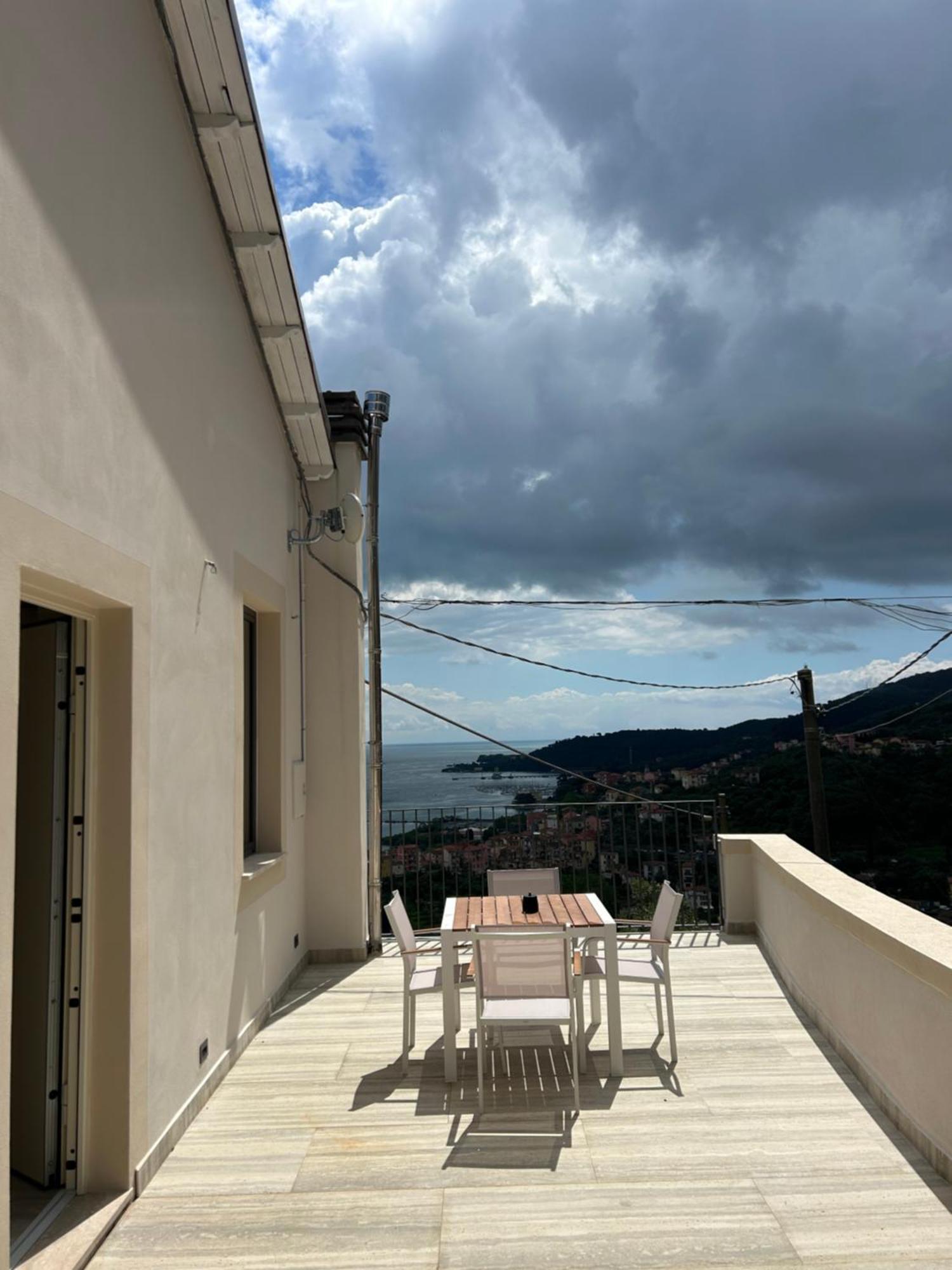 Miramare Apartments&Suites La Spezia Pokoj fotografie